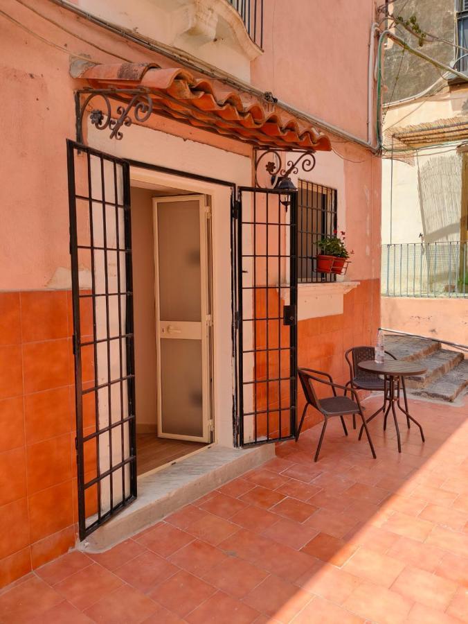 Etnacity Guest House Apartment كاتانيا المظهر الخارجي الصورة